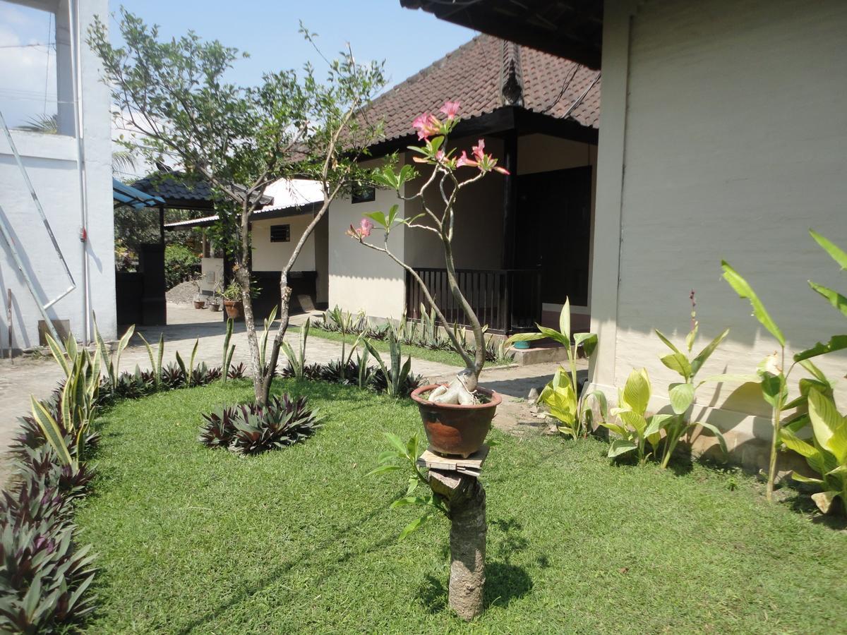 Pakuna Beach Senggigi Eksteriør billede