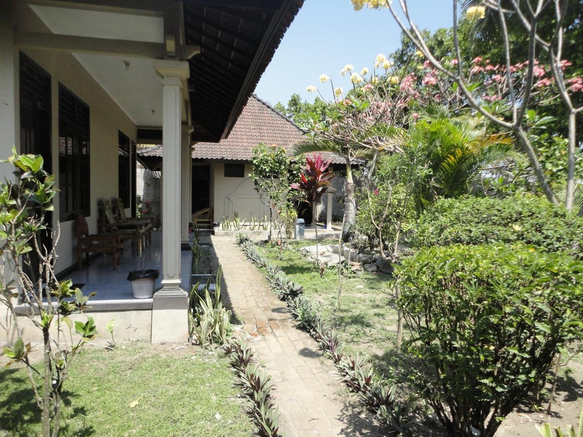 Pakuna Beach Senggigi Eksteriør billede