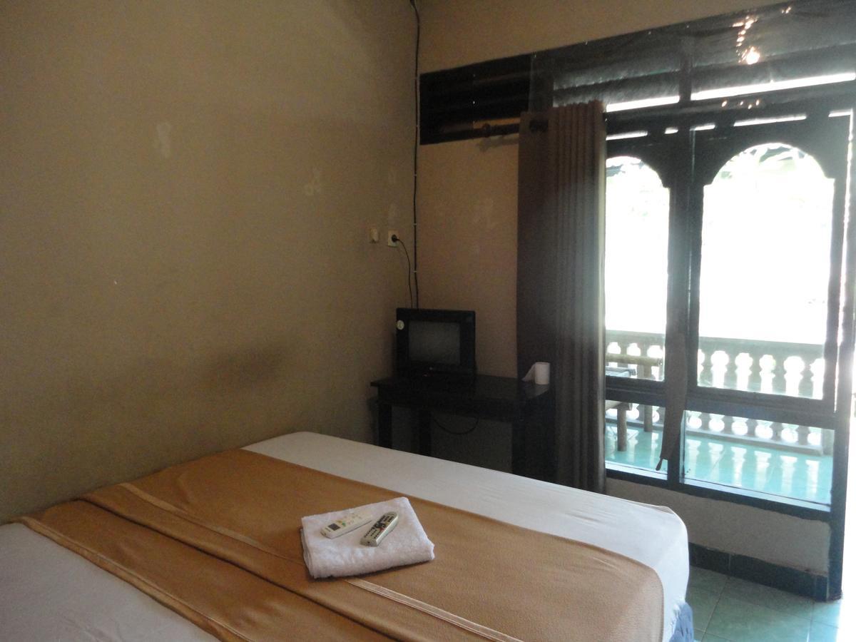Pakuna Beach Senggigi Eksteriør billede